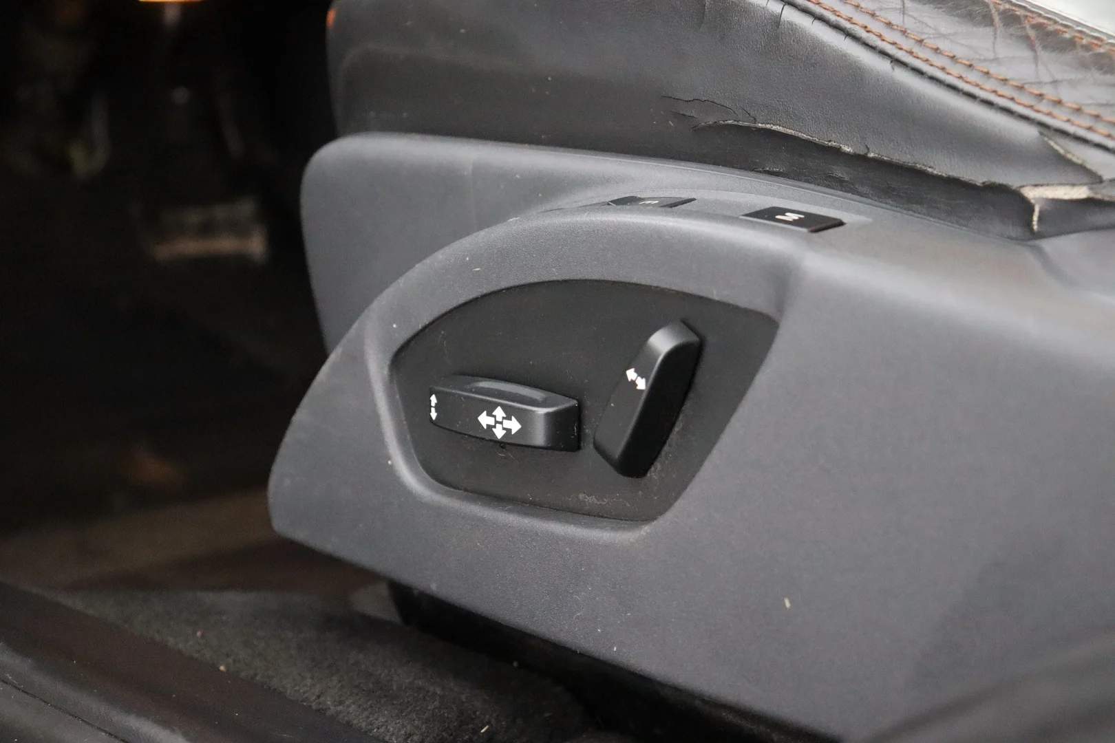 Car Image - 6C1GRVdaTu2cnsf7SyteoQ
