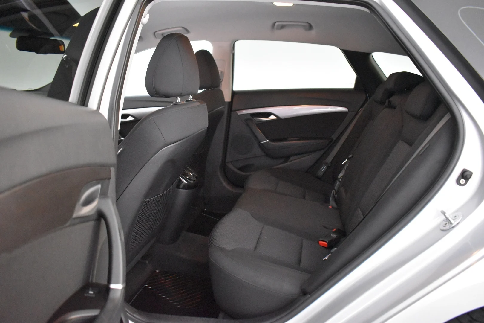 Car Image - 1mM4aGqhPiFrQRTPDVdXn9