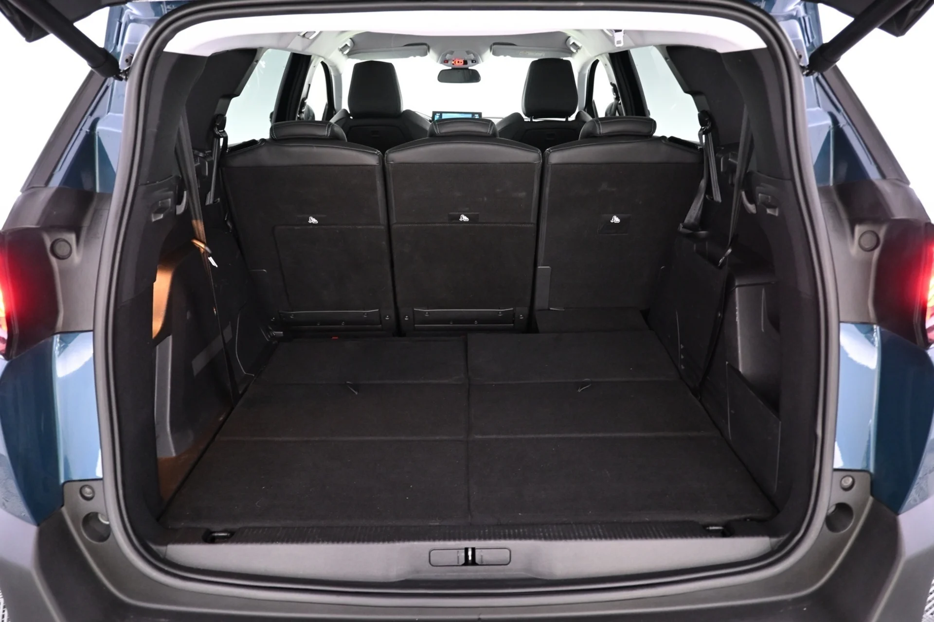 Car Image - 1R6SYgj2EUoqeU3l23tCAI