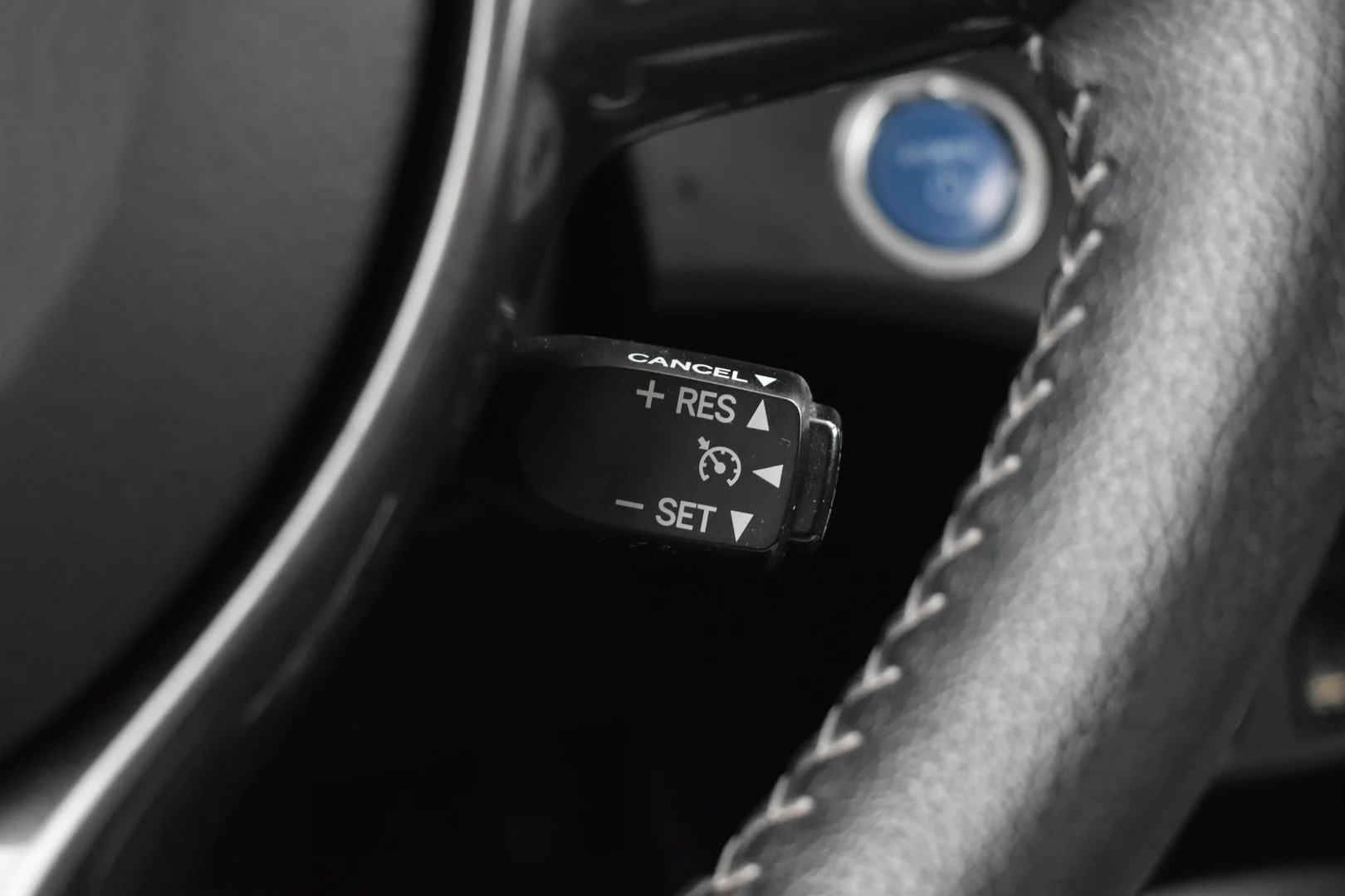 Car Image - 3aYu0Jfwabw4Lfz19jHwXx