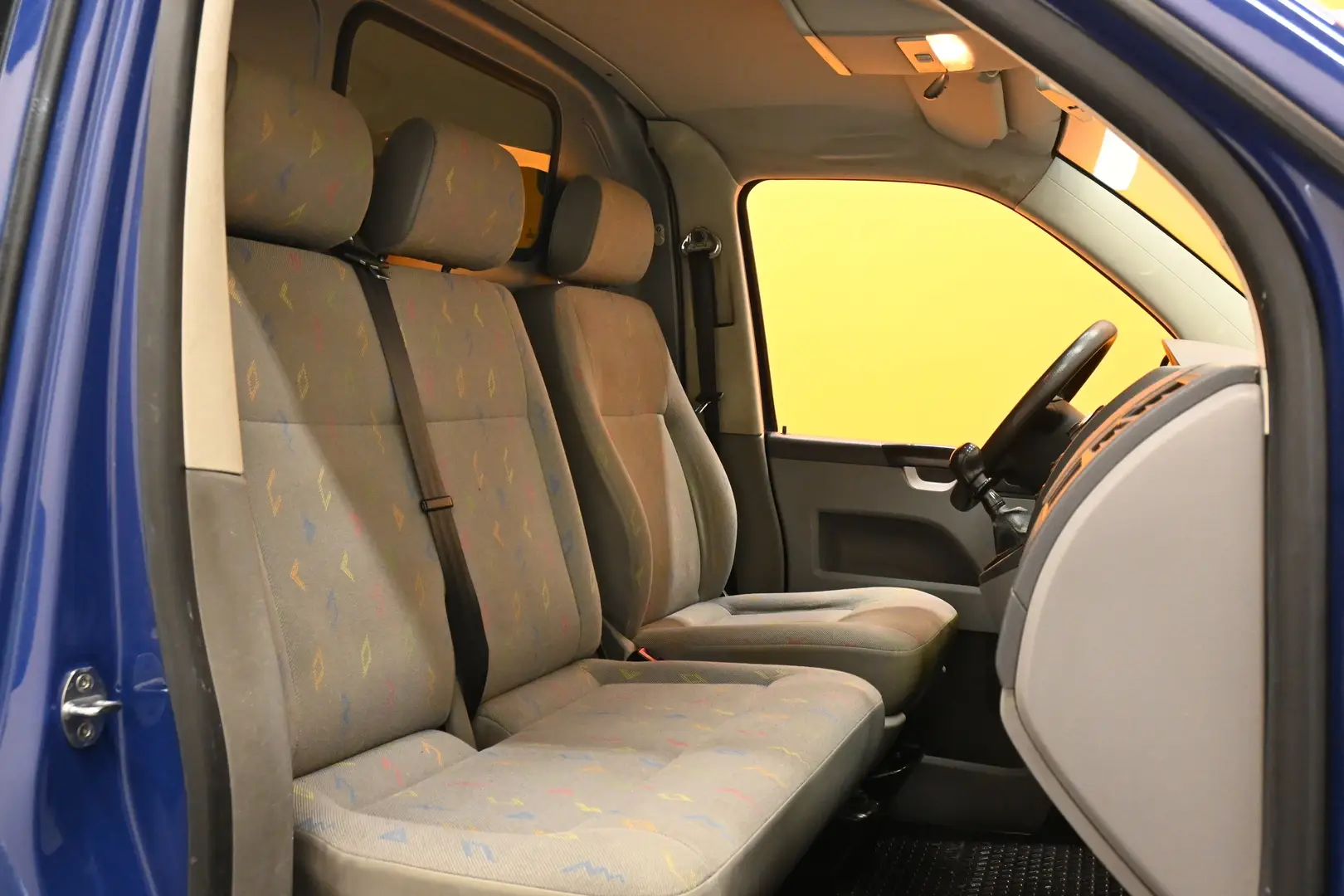 Car Image - 2K9vWXIdV4pOc5ez8Ip54y