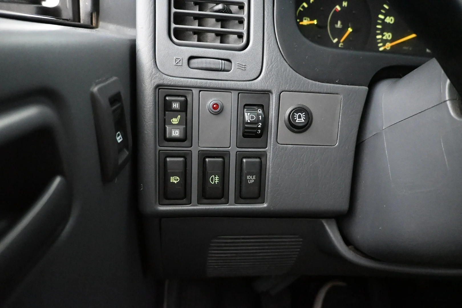 Car Image - 6OJVjCGjBGmeIBbIczKr4h