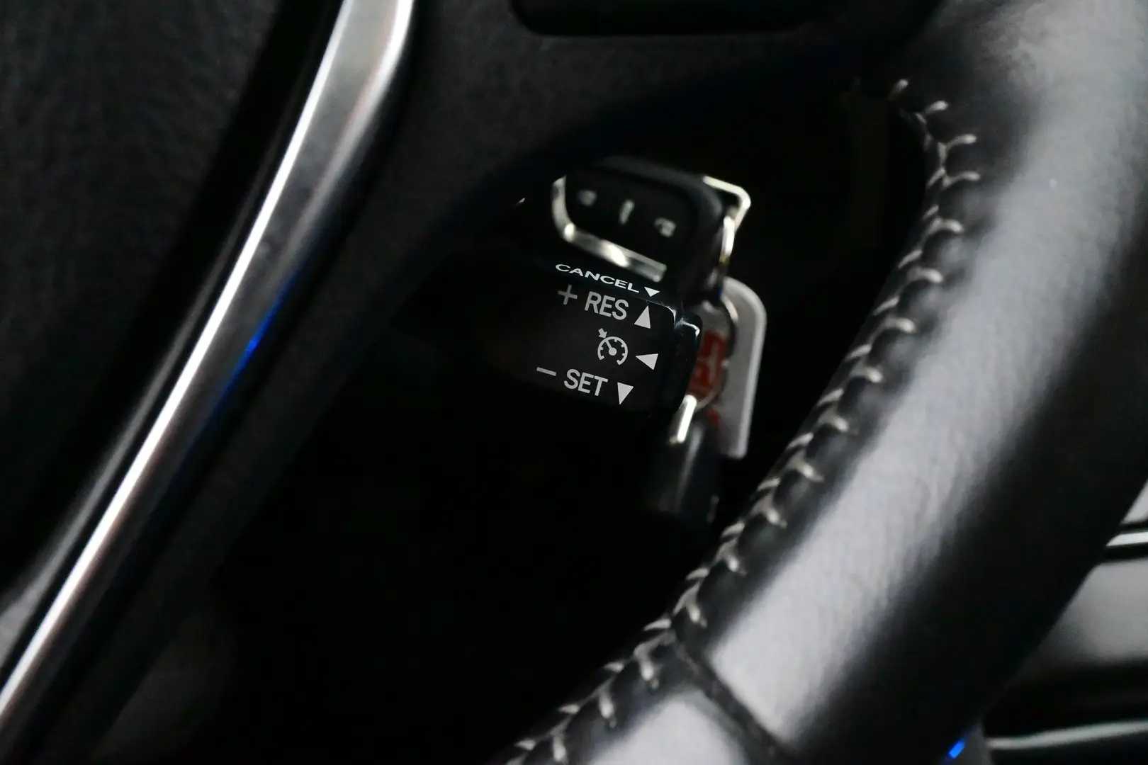Car Image - 2cTHoid4NZXNLAf9Bn9CVP