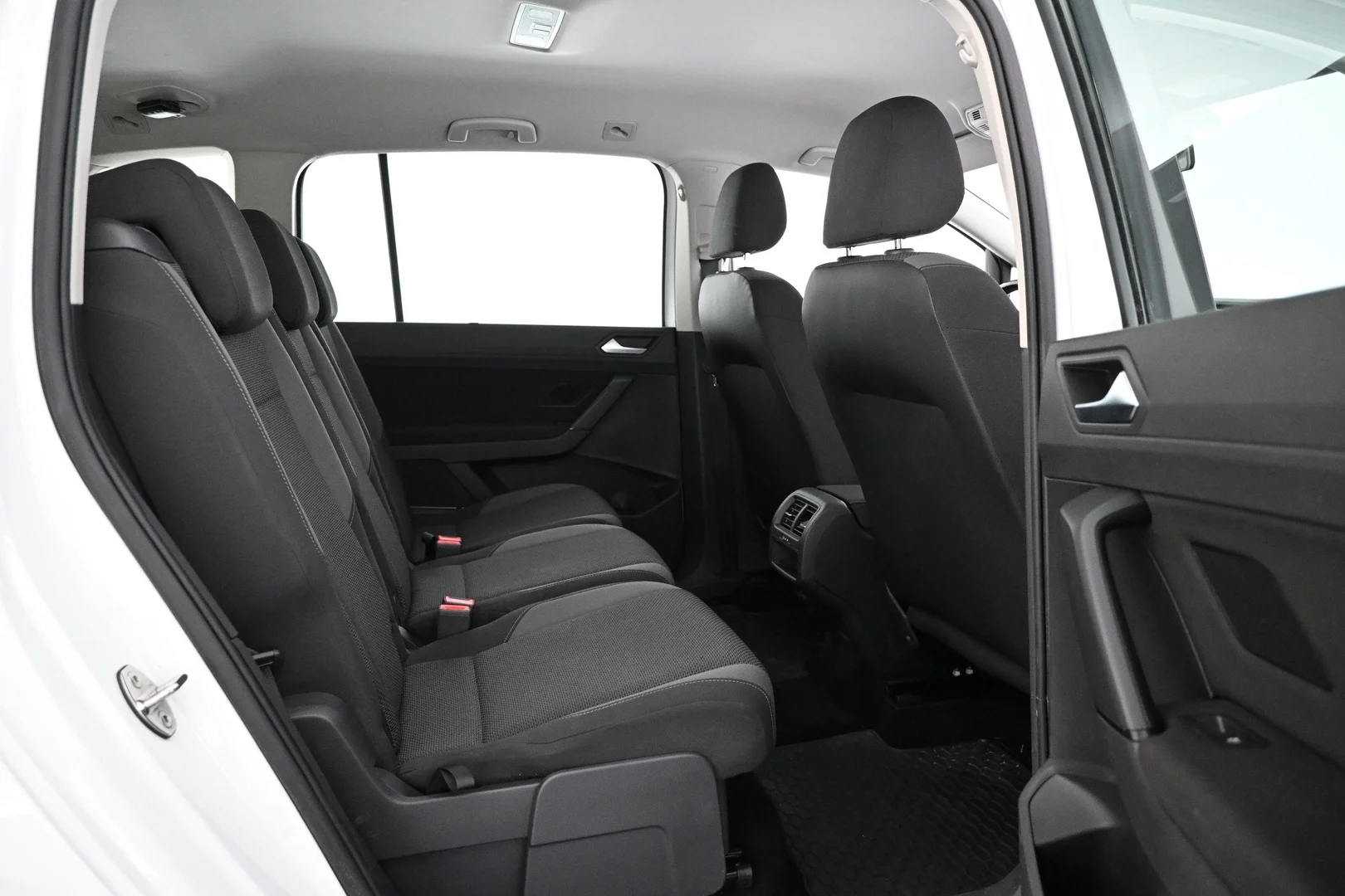 Car Image - 2zvWXzn12qgvCCo8xdNVU8