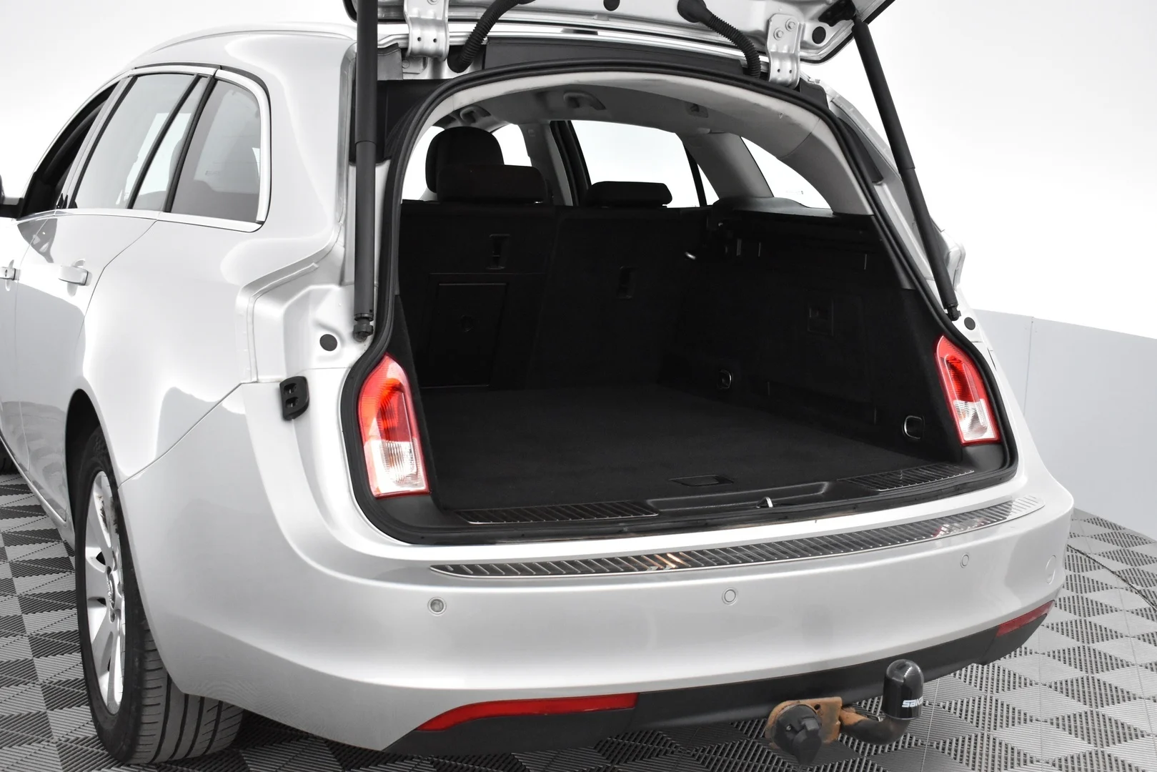 Car Image - 7KDmzZxfzBQQrA5H2ggfXB