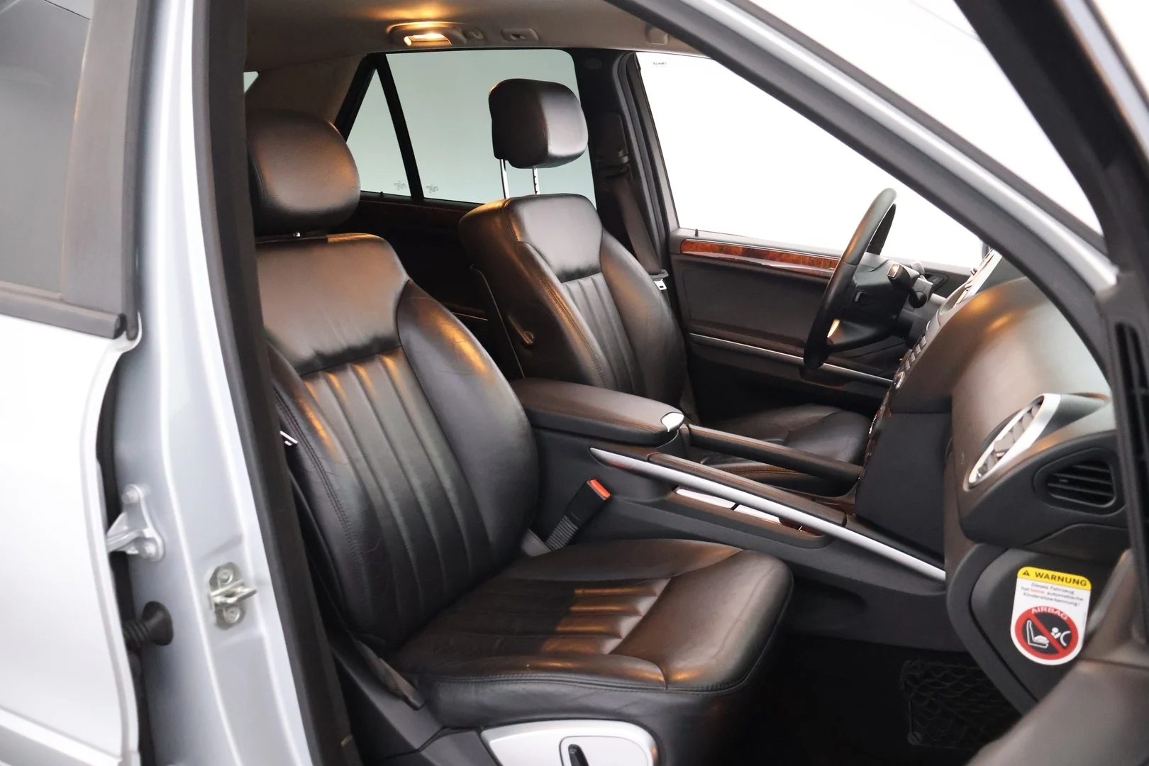 Car Image - 2wq34c2UzlWw5LSO8kdPly