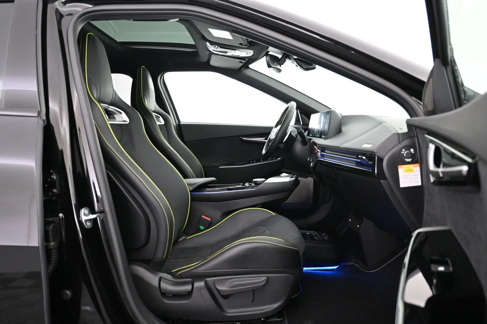 Car Image - RRraQcfYtLAEPiGylvmlW