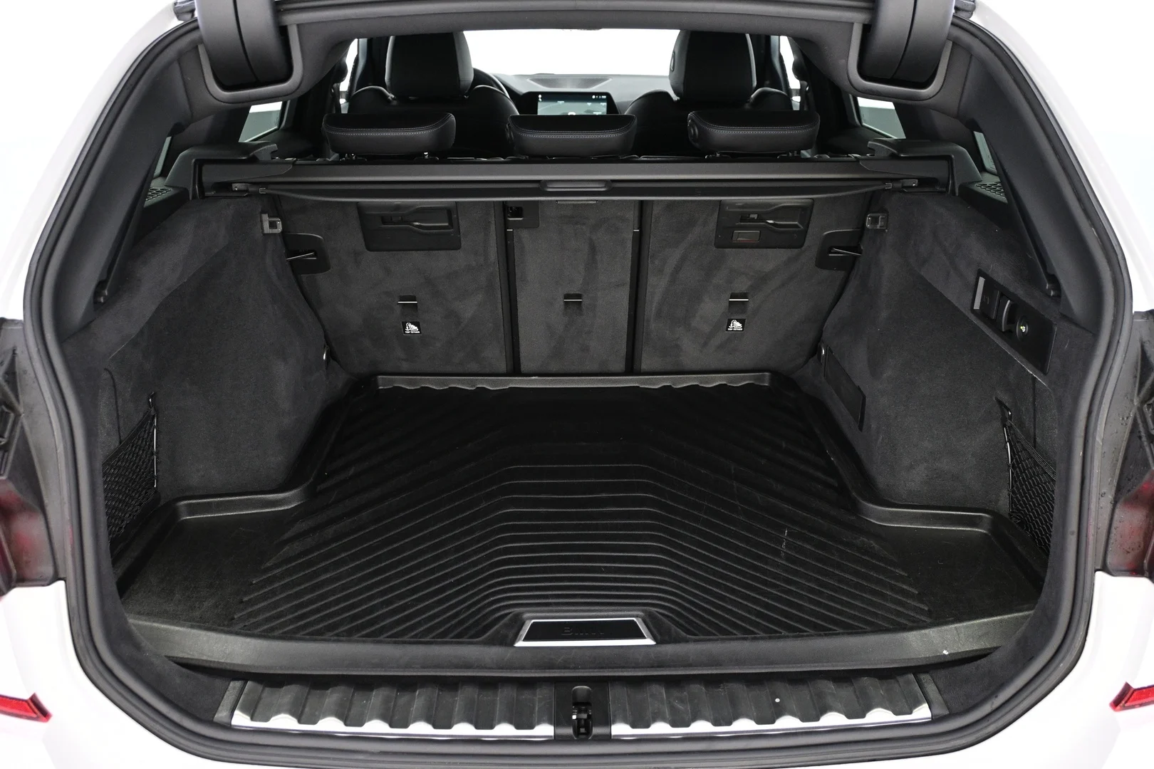Car Image - 5VWzgbgYVLM4qPs71aKtUf