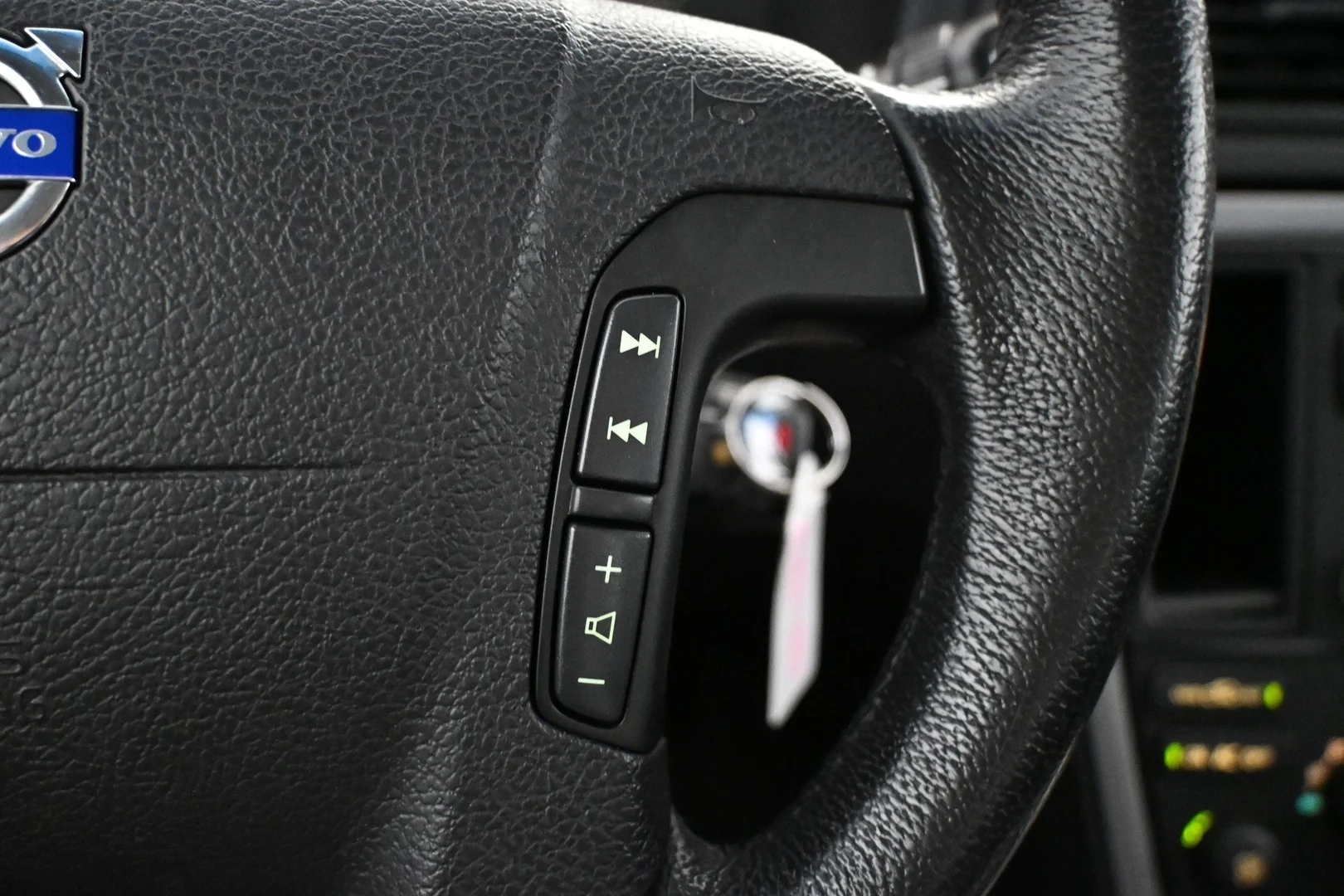 Car Image - 46sR8RsazoSYHTTEc1nr3G