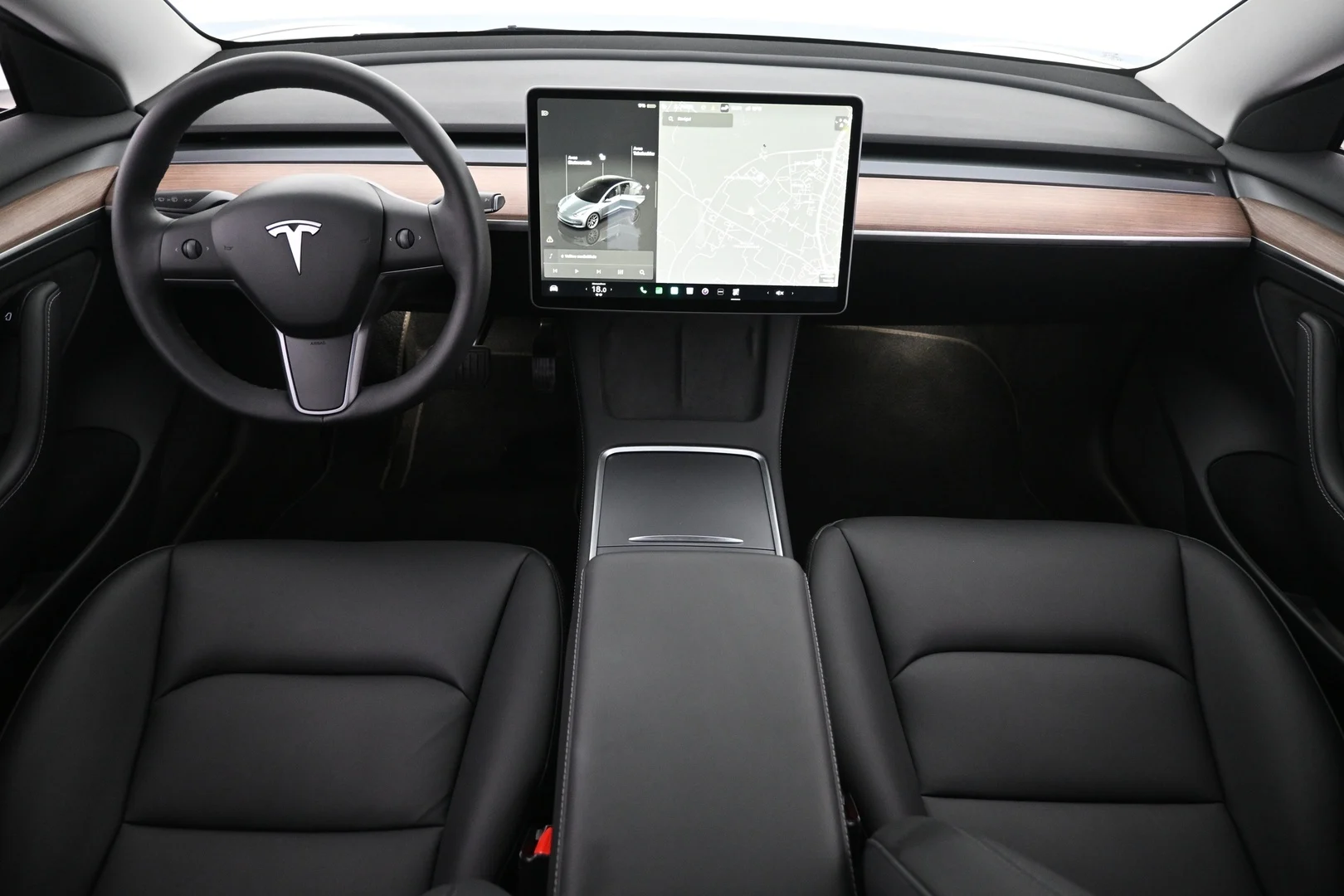 Car Image - KFm5cx3R4Zm6Whj5Lwo5G