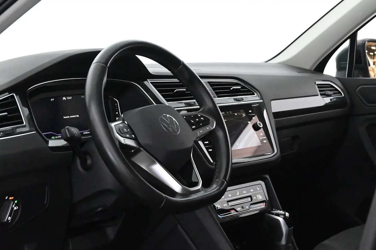 Car Image - 3nddOyL1a9AYKyo36epy8R