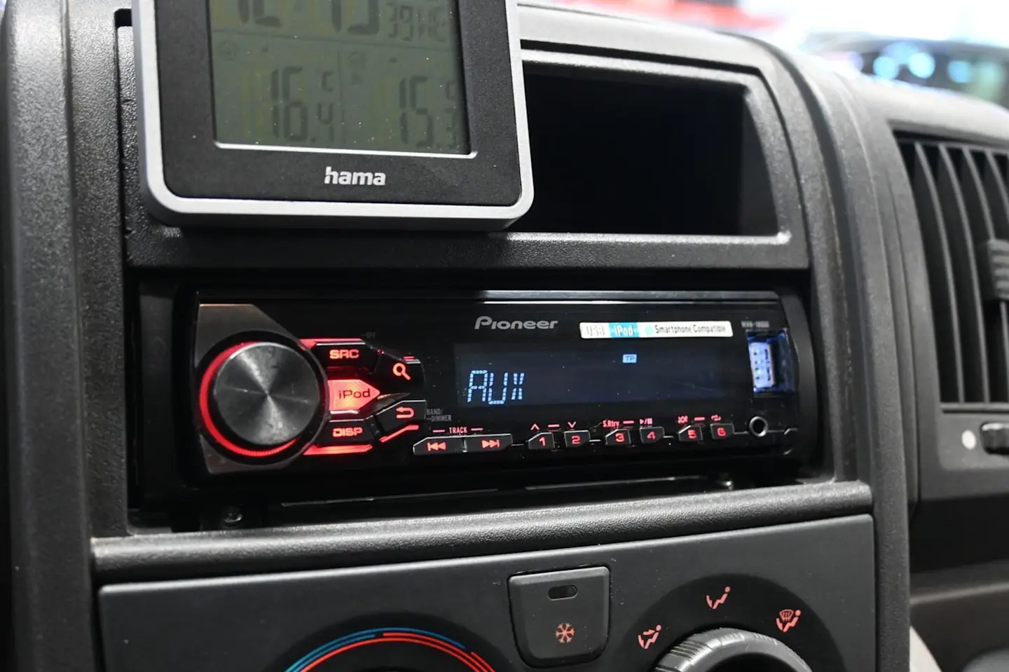 Car Image - FwLnQaOyR1viPrMTaf93v