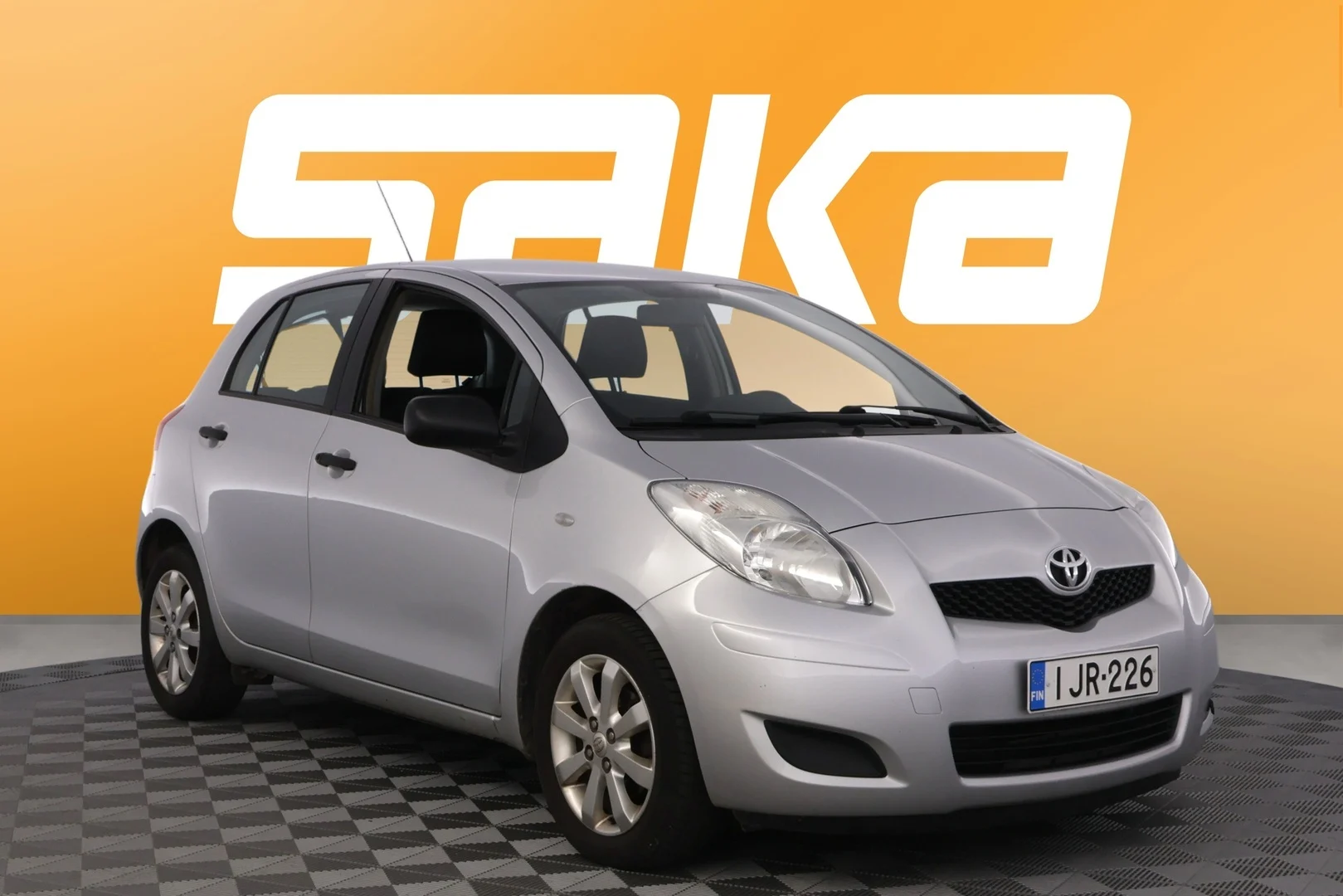 Car Image - 7k5fBgb0OWUK8khgUAIn2R