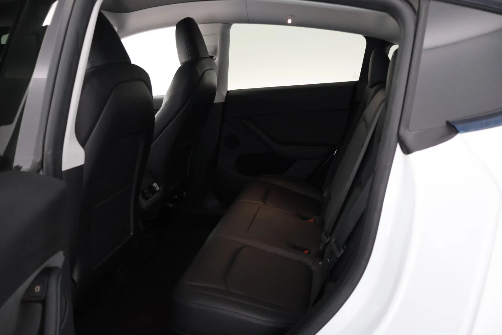 Car Image - PpAfKviyL4AL81ehjDYDn