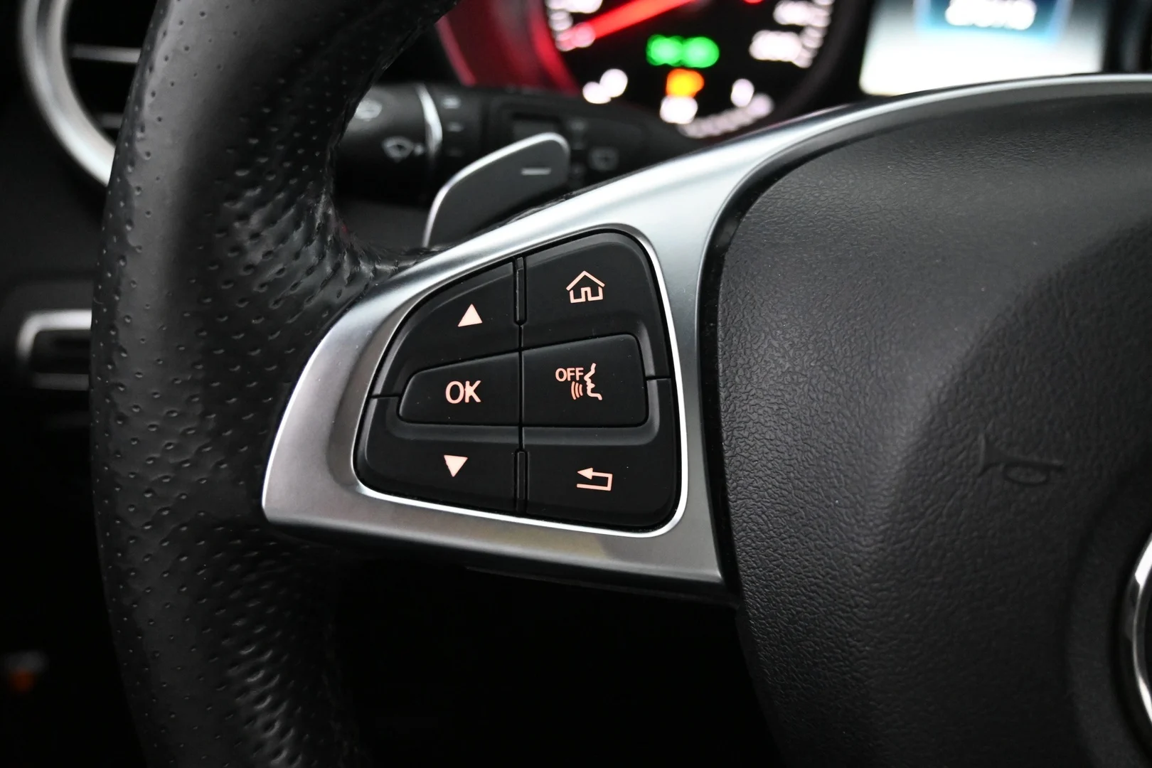 Car Image - 7dHGid6Zq1DvDHPy2uqlW5