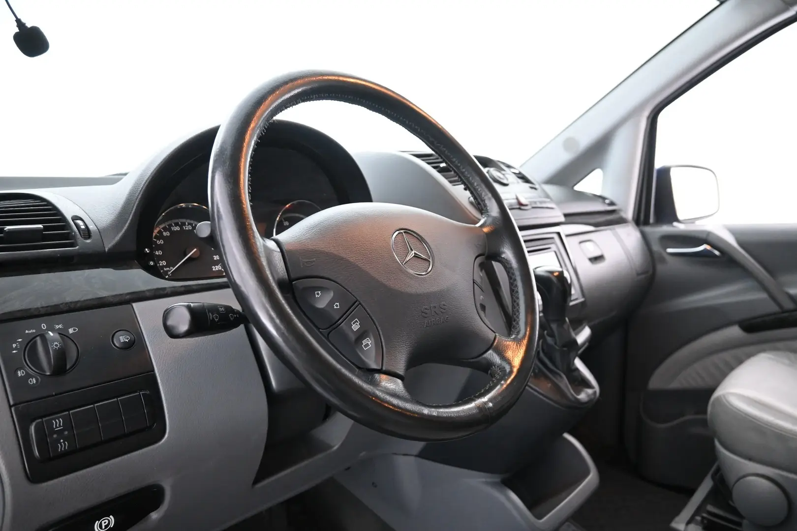 Car Image - 7DhOgUiMj15NMxEpeNlcWp