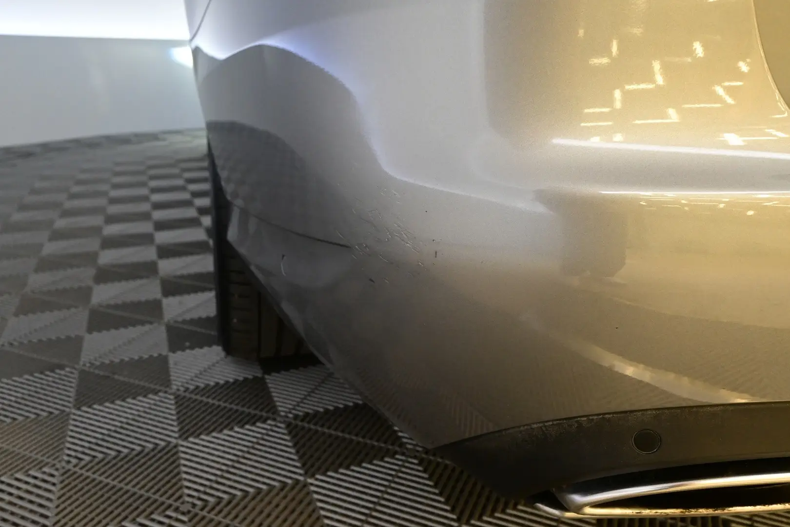Car Image - 3Q1cmYW1wquo21rty4CEox