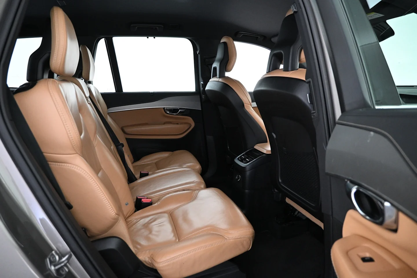 Car Image - MrbybAYN1C3dNCPtg45Rp