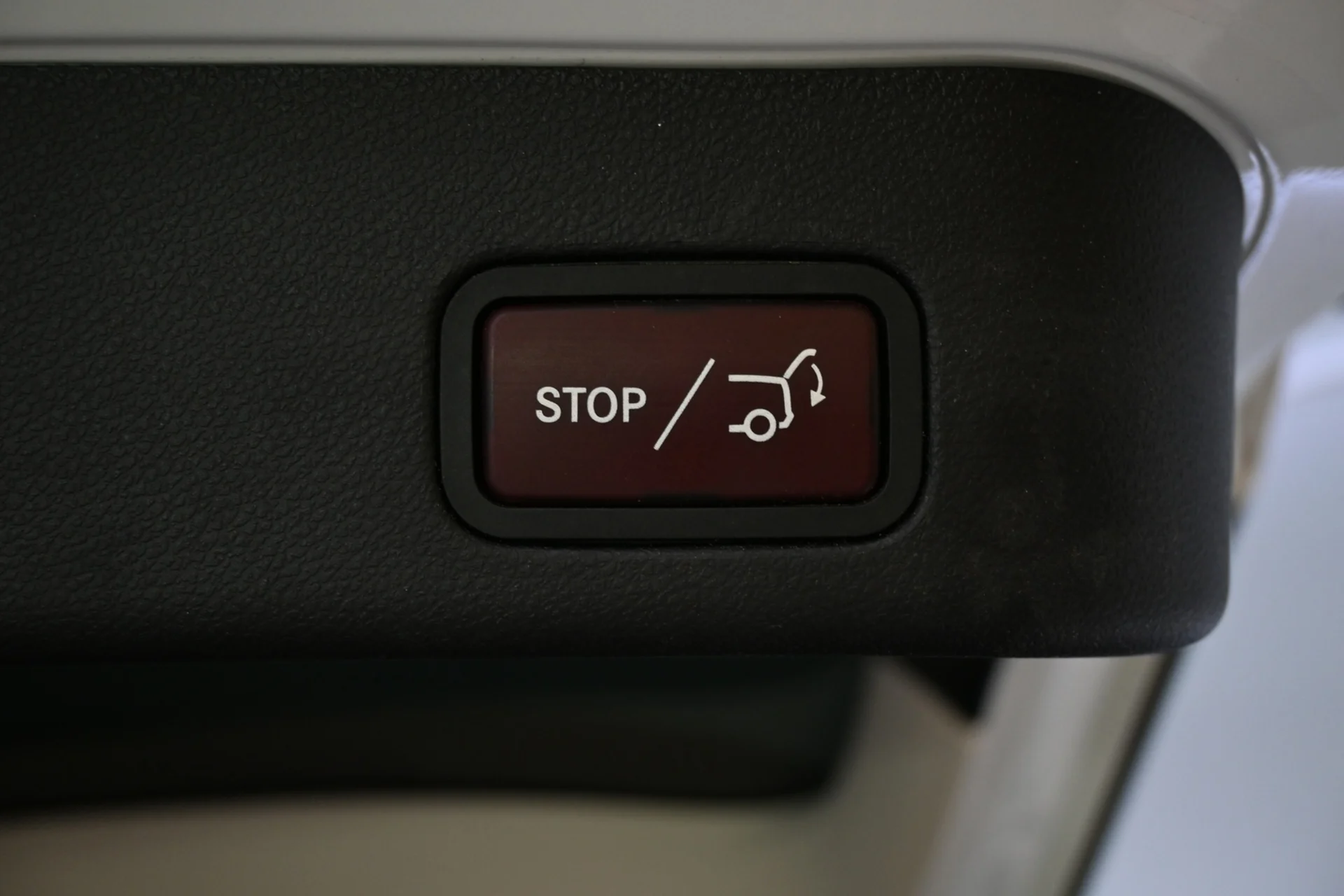 Car Image - 56LQwTuuPSsamPznOO1v6g