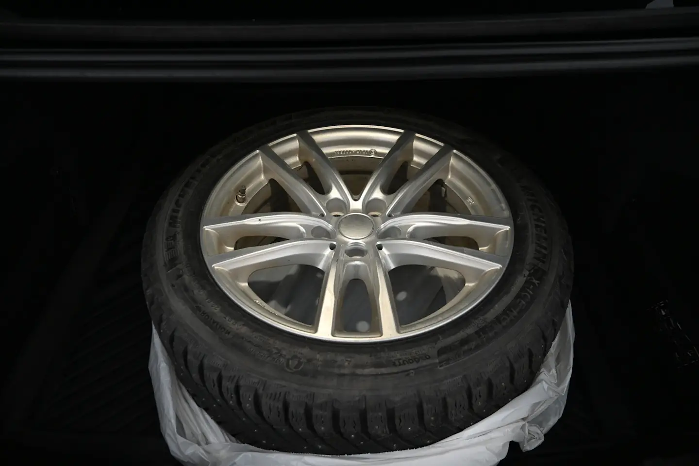 Car Image - 3wxULx3VYPua0FypQOS93Z