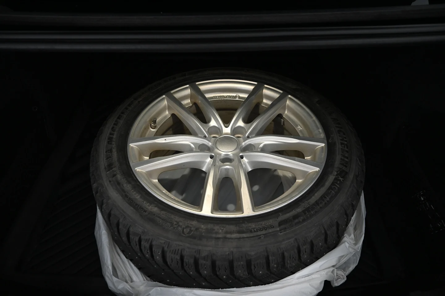 Car Image - 3wxULx3VYPua0FypQOS93Z