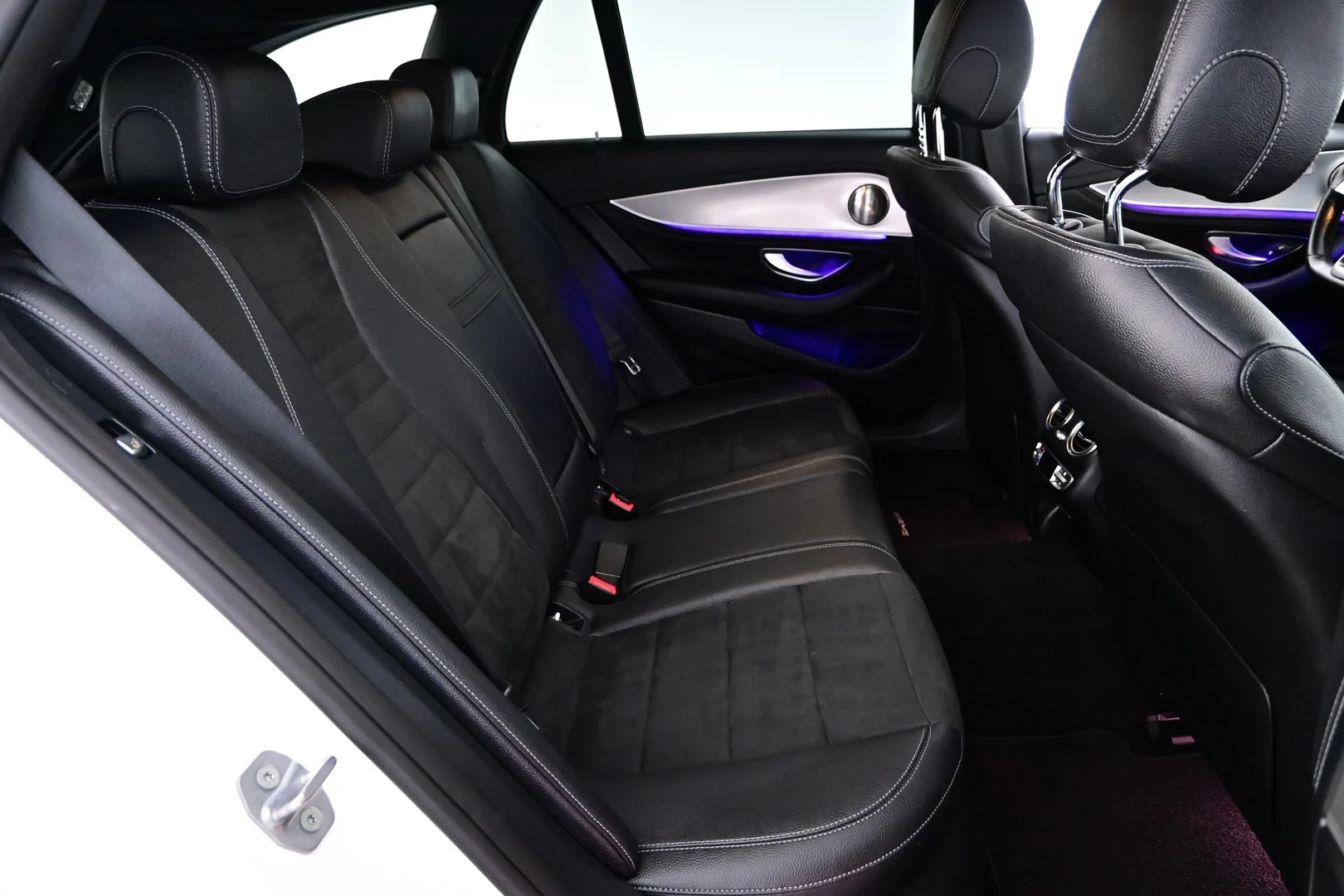 Car Image - 3nXJ0FFSNgNHmMIEDN0TvG