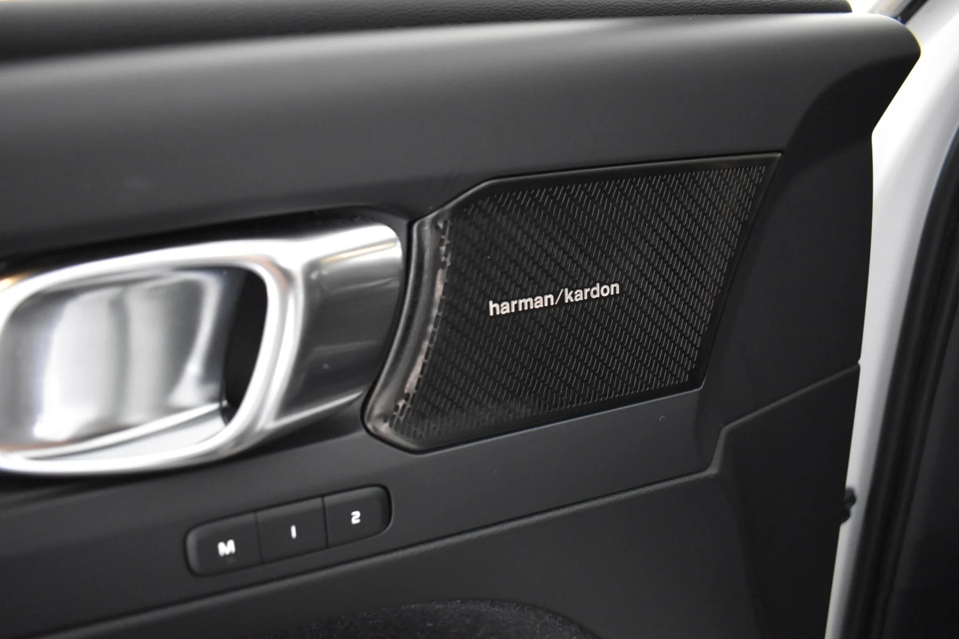 Car Image - 7BH0iLoQAK5zrQWvGs4p8e