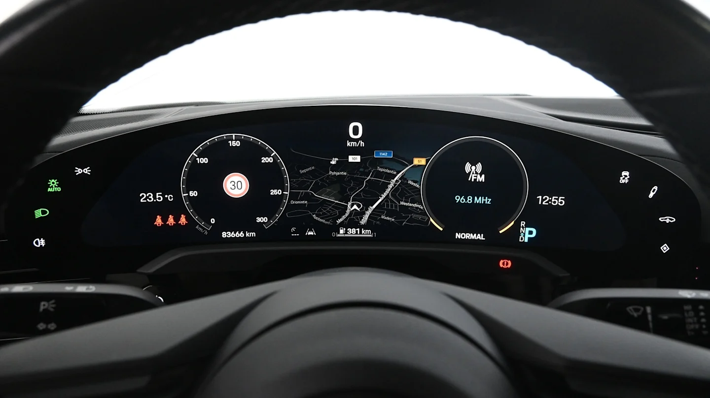 Car Image - 4UAOMMLBdlZNNDuZETAfjH