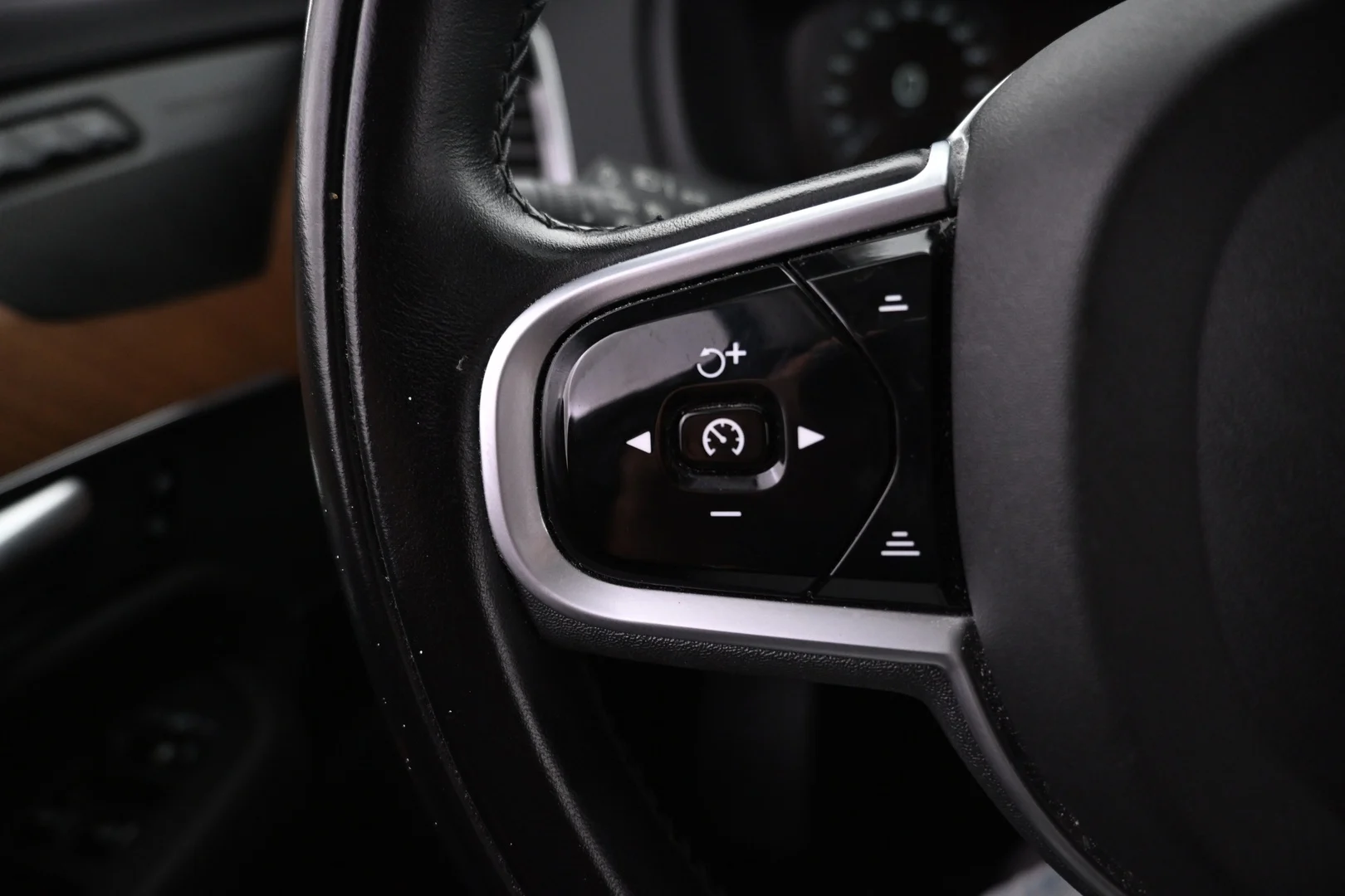 Car Image - 4cDvTSW8HXVICQIWgGqkzJ