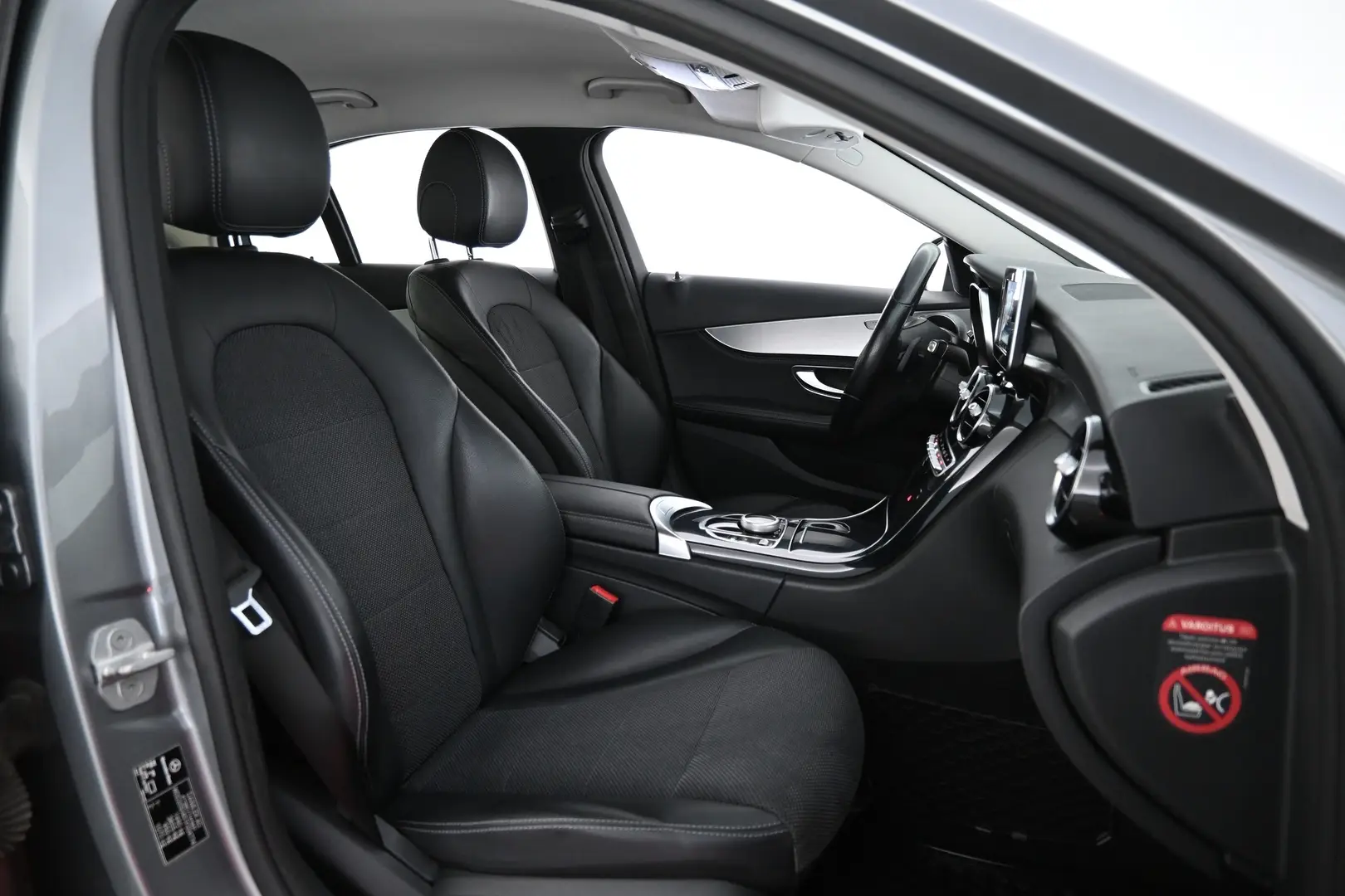 Car Image - 1TrvBSQlrkAozOUvFCDig3