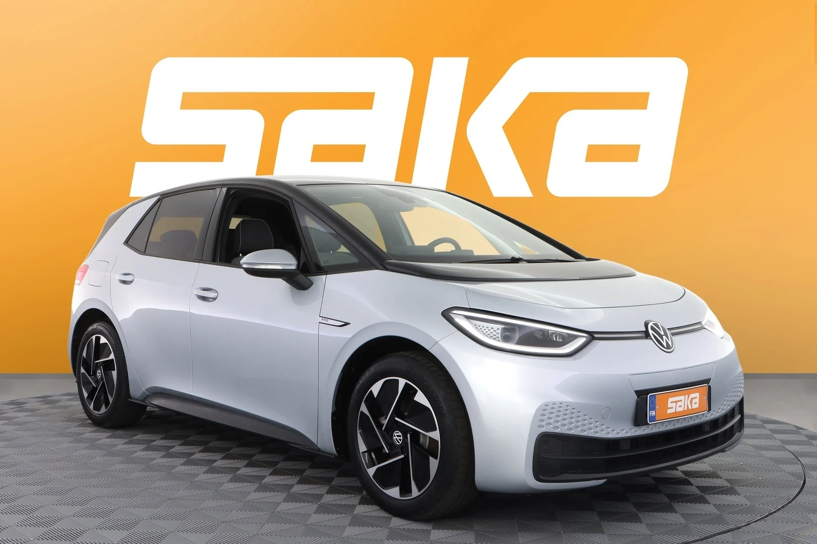 Car Image - tUgW9ZIRtO6qTRxXv880J