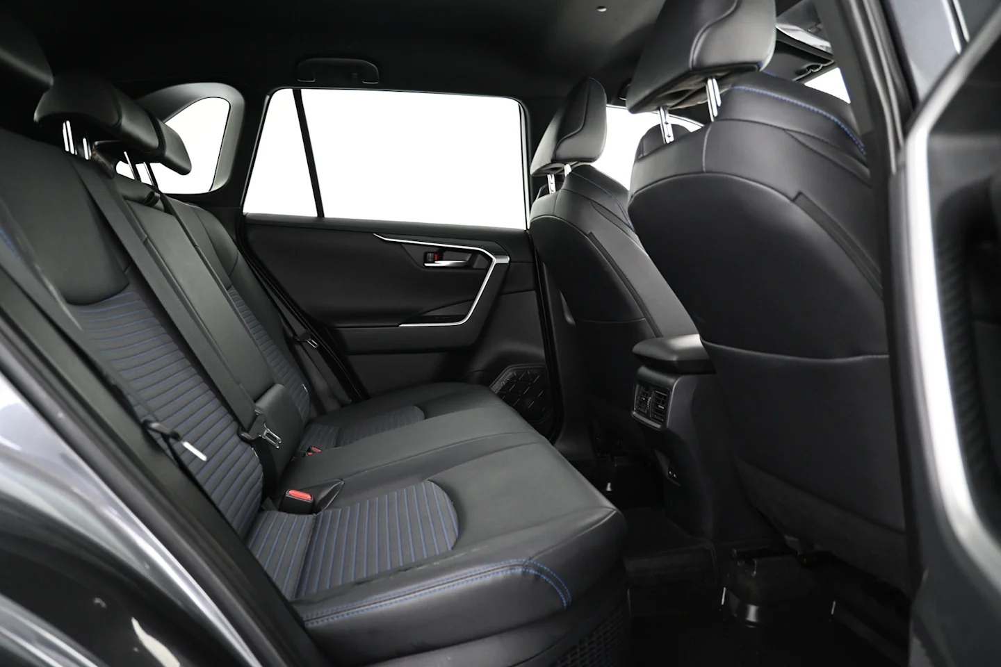 Car Image - 3IXprkeNwGyc0xeHEMUkwA