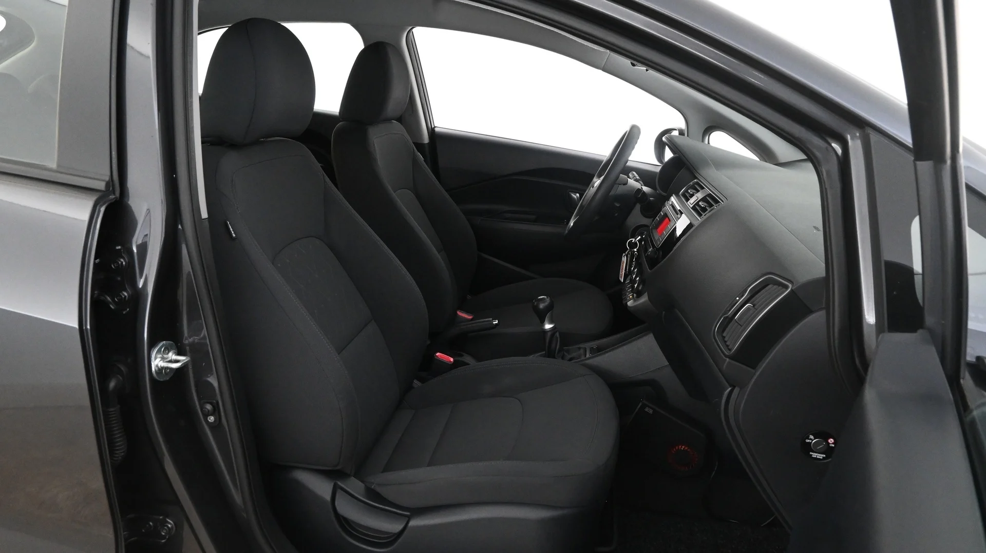 Car Image - 83N1IiOnzwFckbu8gEIac