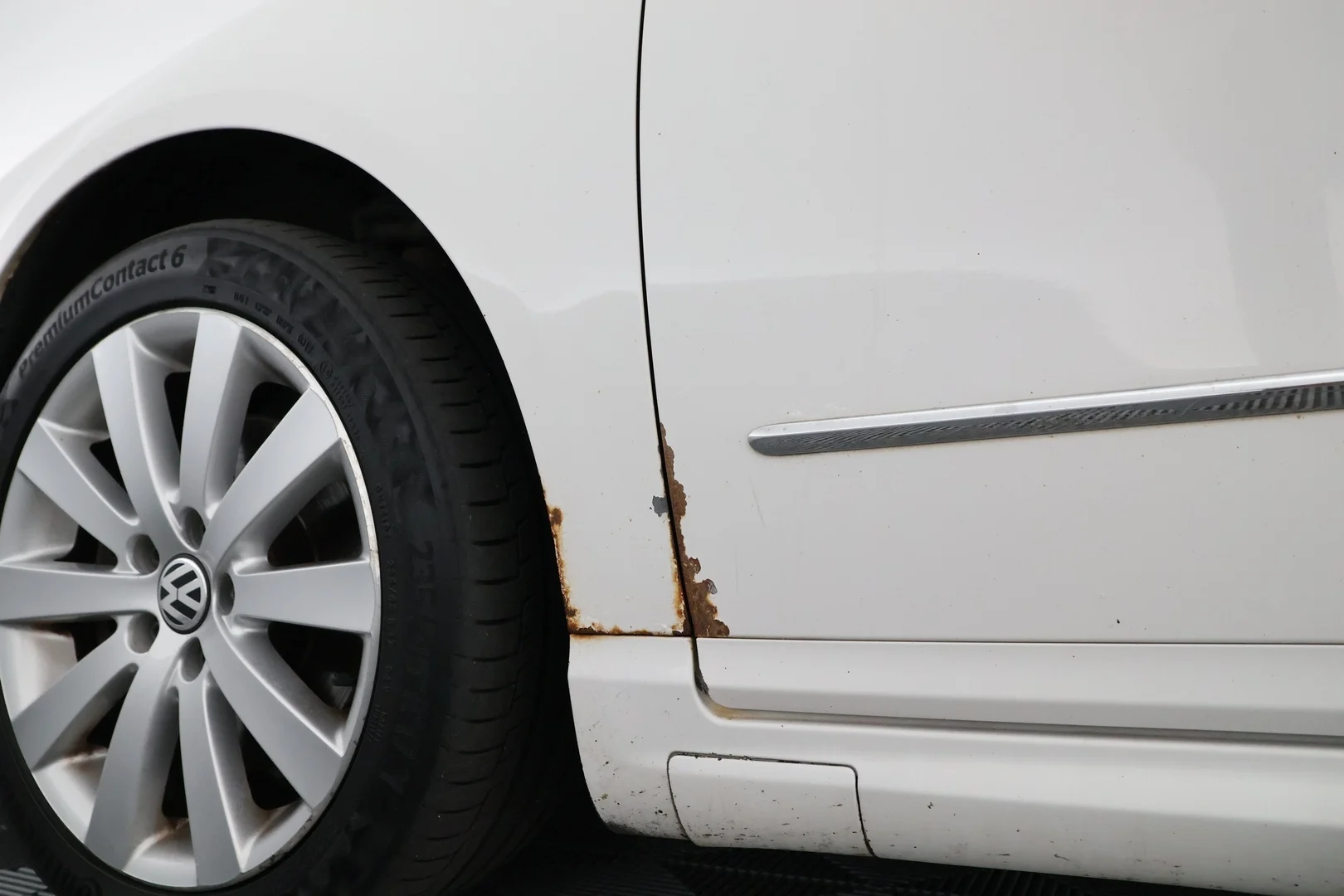 Car Image - 2tuYGKsfCUTHF1U8KtyR9x