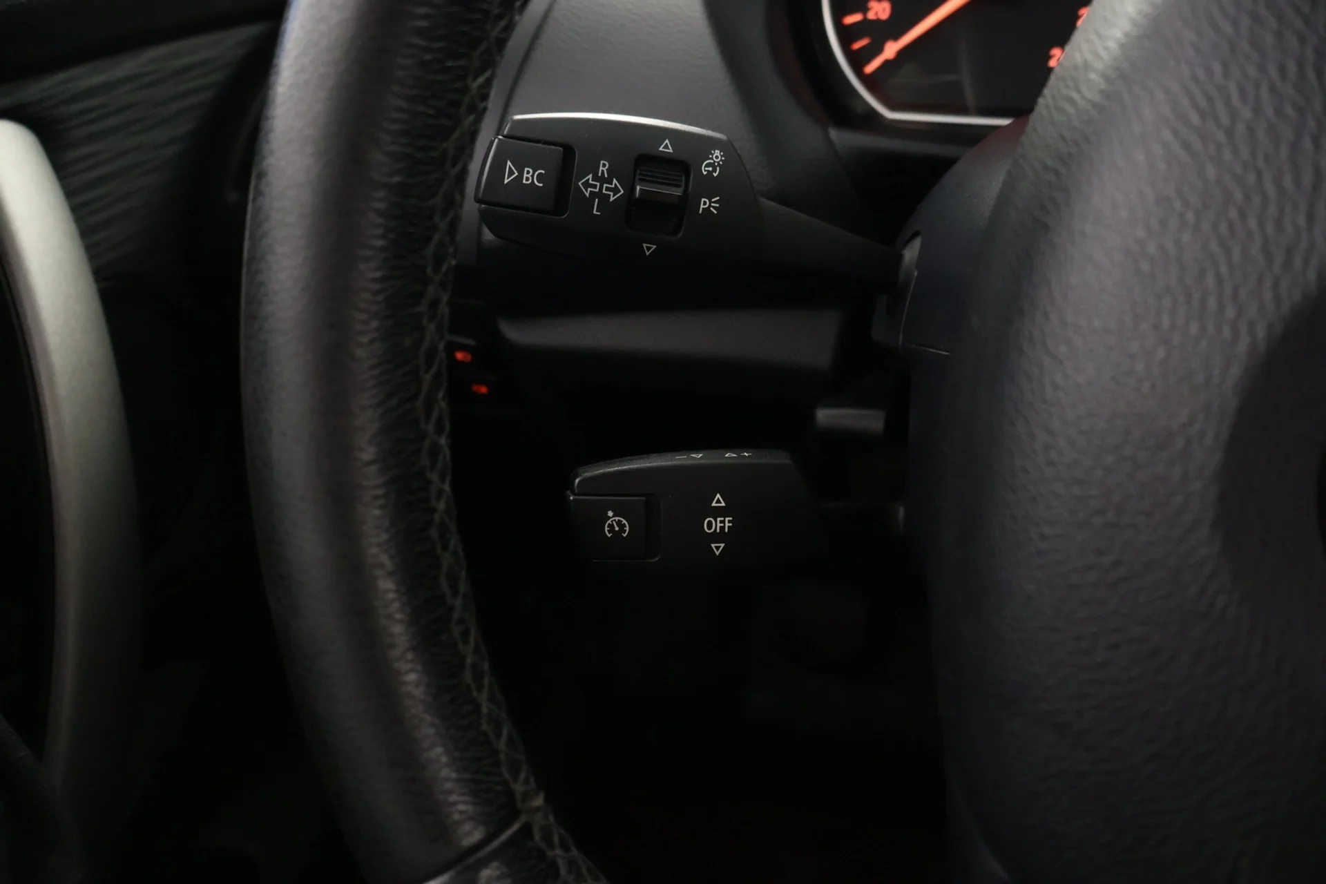 Car Image - 1271meIvSGgqKJiMImNgGf