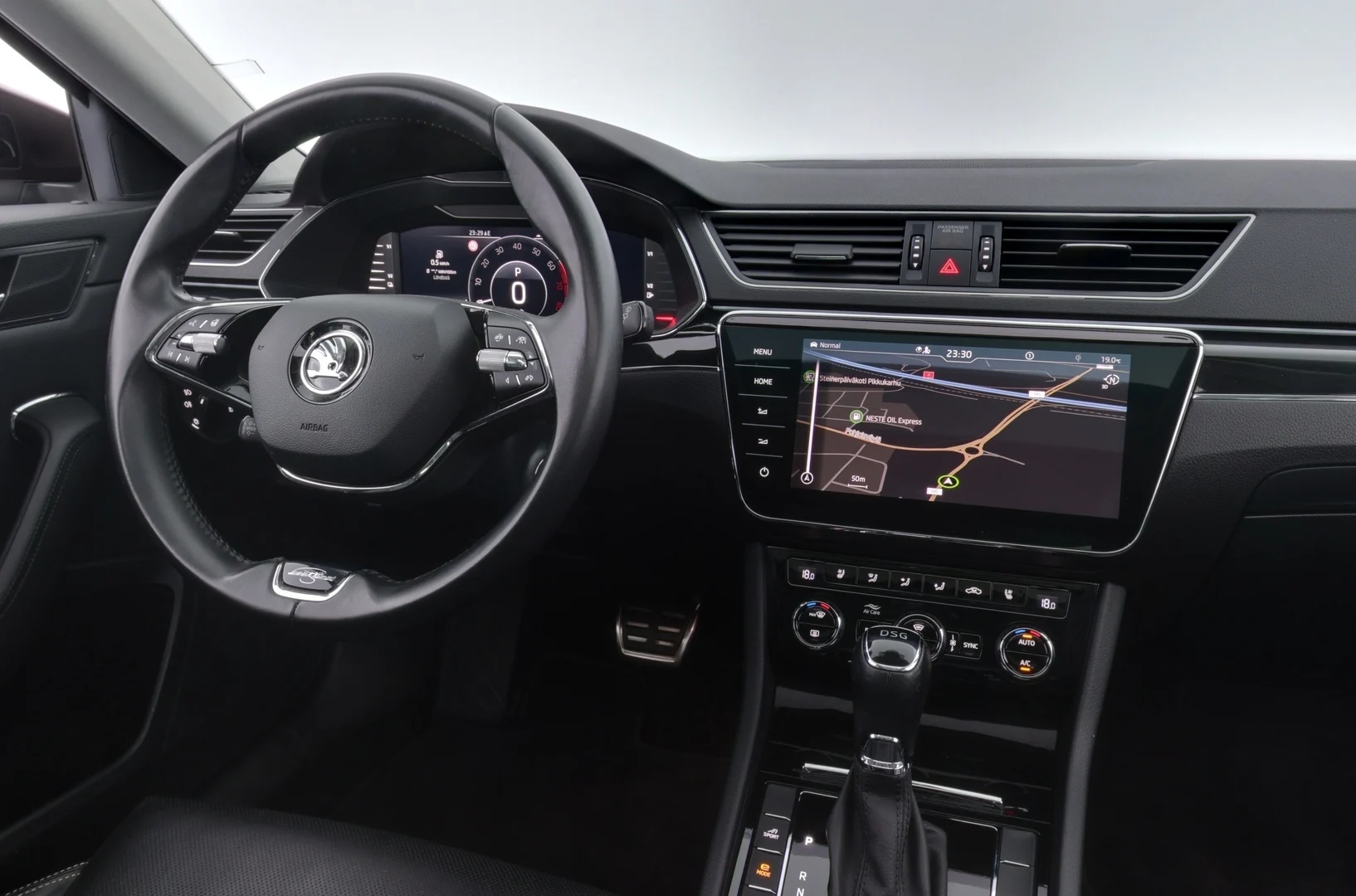 Car Image - 7CEwffoDRtcnlLTS1xLhfl