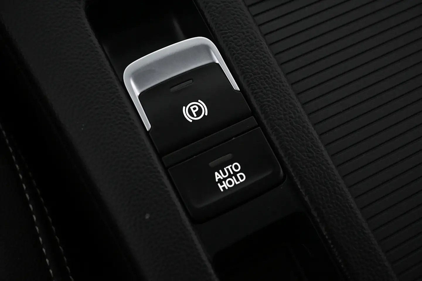 Car Image - 2FczeDDtWsb0OPE6DSYiQD