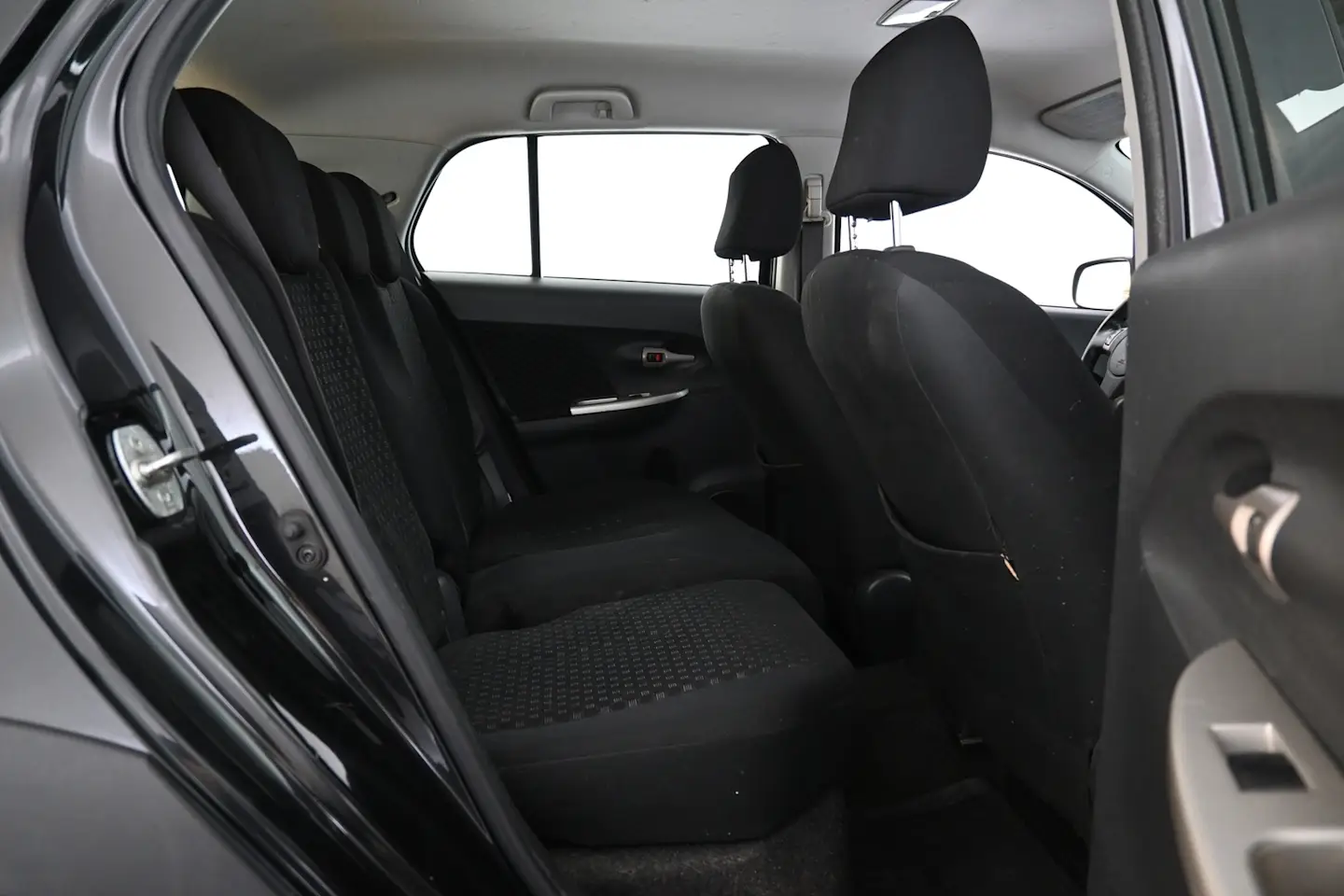 Car Image - 5QOaGqkAD7yz6yb10UBwcn