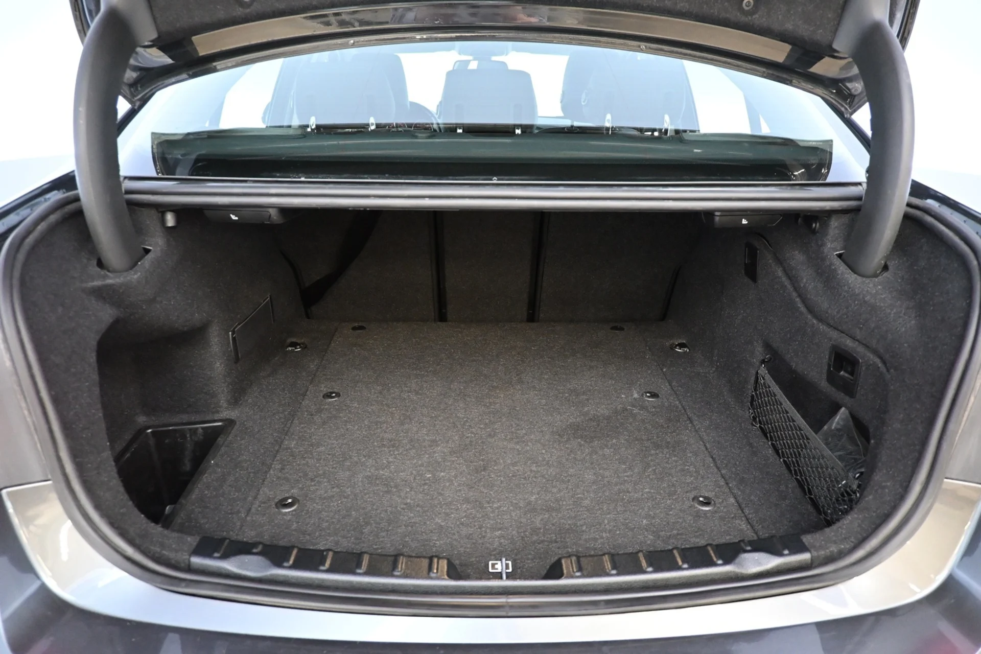 Car Image - 15JcEBgWUlgB0Wd8dvw92F