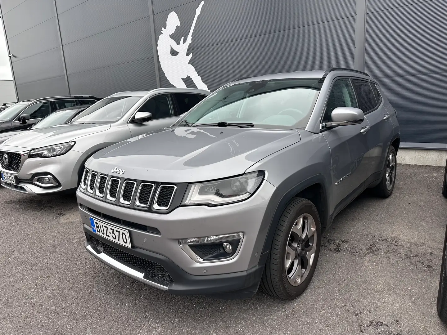 Car Image - 7kS6aF3LT4RlimUHk90vuY