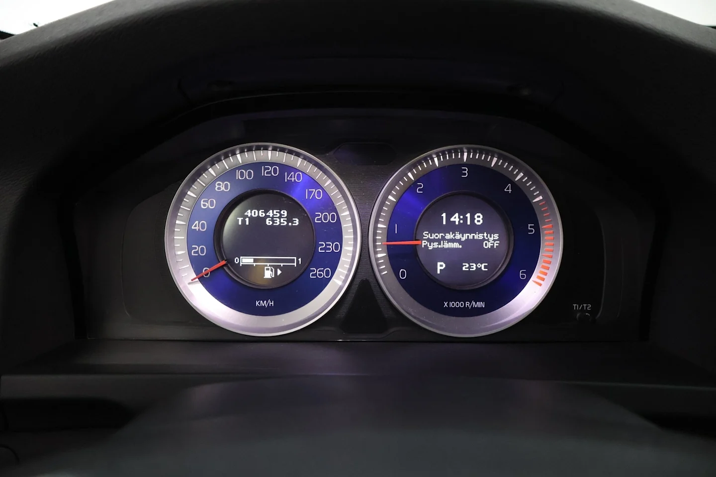 Car Image - 75djZFcxJMzBWvWSkKeMEL