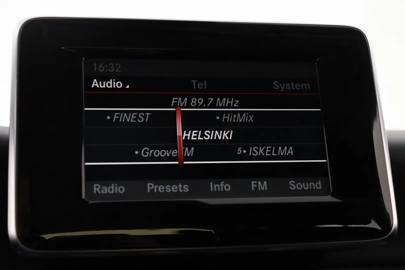 Car Image - 51cRJykF0GJrmlodiHgir0