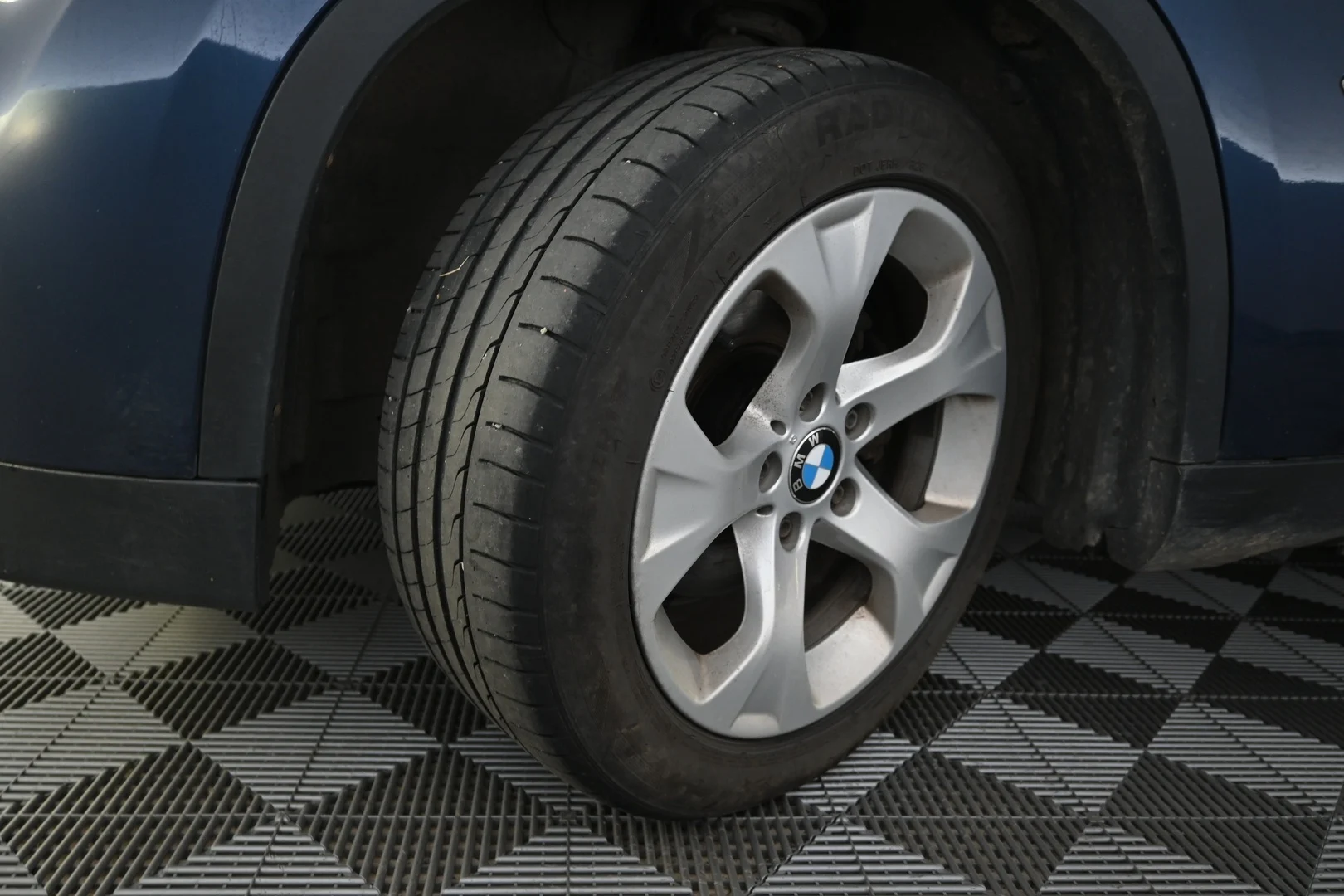 Car Image - 2F6k5HgWhW8TGLPU2l3gel