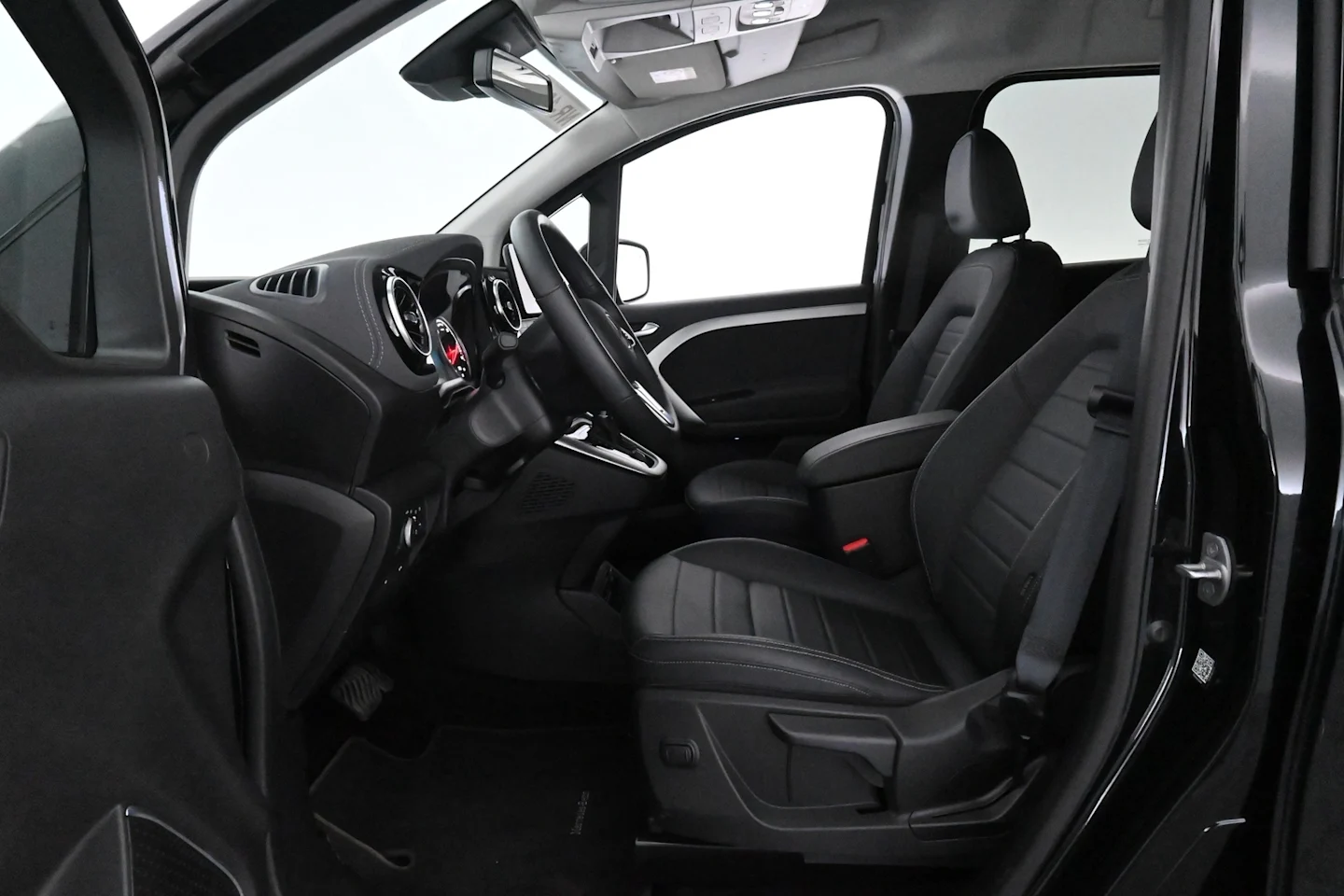 Car Image - 15eZISzVq3PFszvkshjr0V