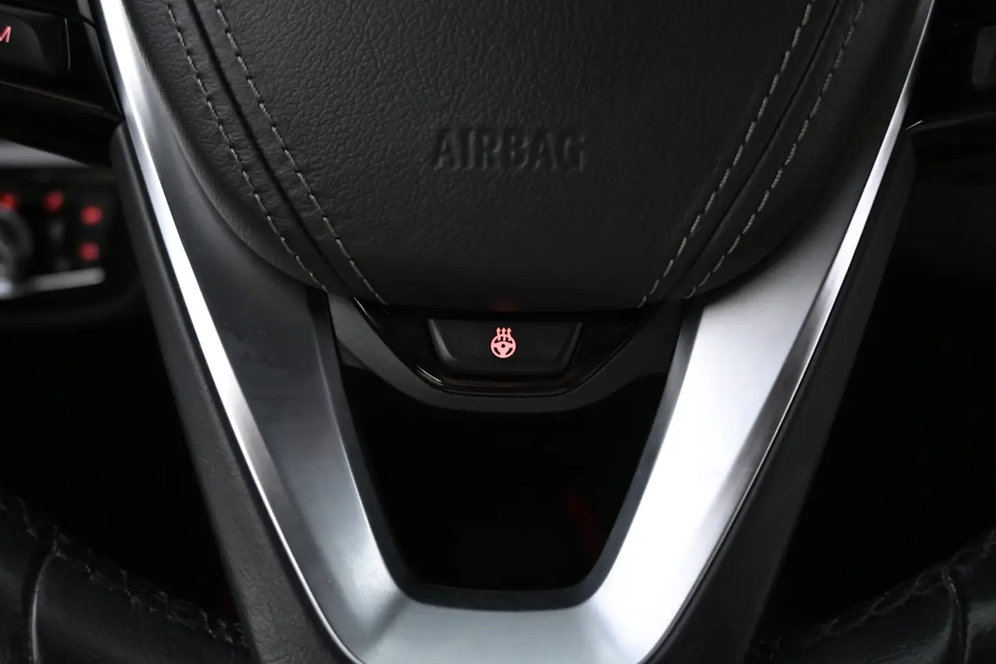 Car Image - 2H8vIxdMNtREDh2Bc7B8Js
