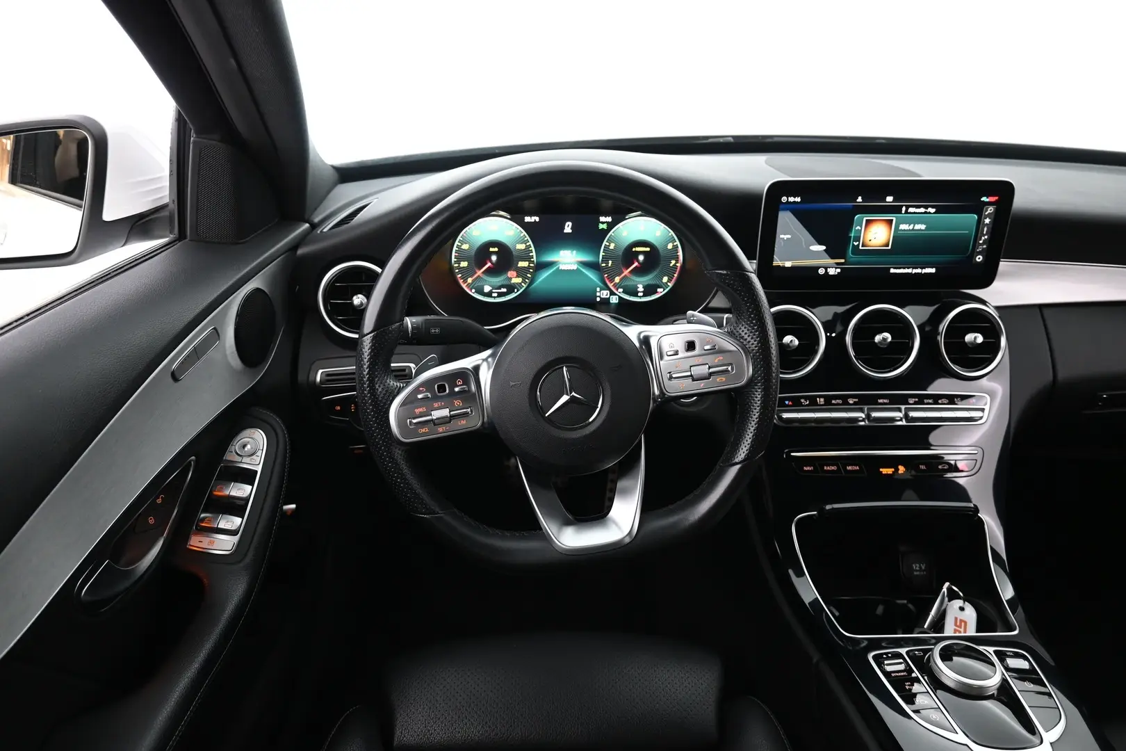 Car Image - 7dceaJsq79MJ0r9req540j