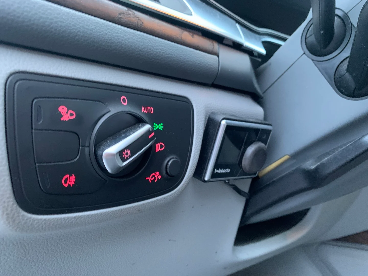 Car Image - 2BhdptYCO8tY3JtcfJDEoU