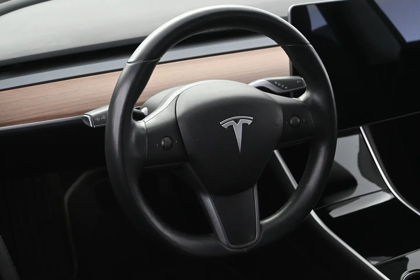 Car Image - 5IYMwvPyF6wq56EtR7H0G1