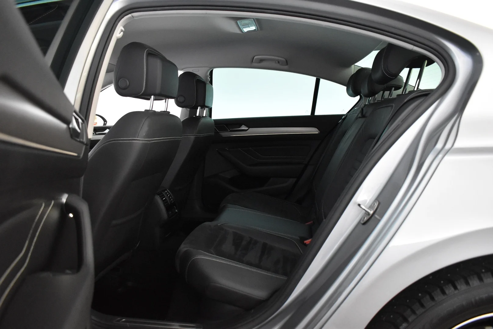 Car Image - 2XKjqyPWa2j7O0RVRsiUr1