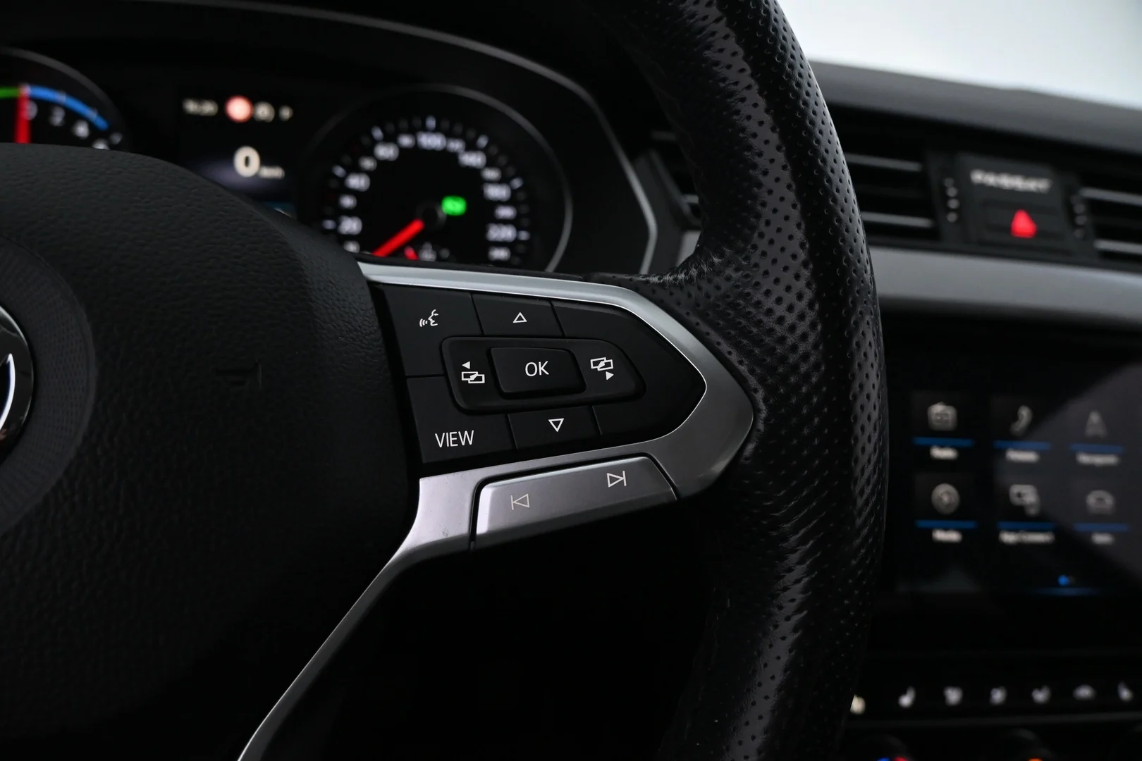 Car Image - xFs6D48EJ0gZrP6WQ171x